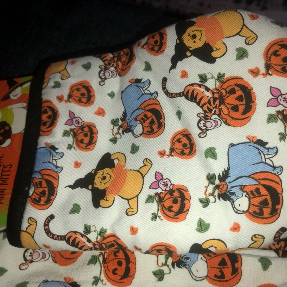 🎃 Winnie the Pooh & friends halloween kitchen set   6 pieces